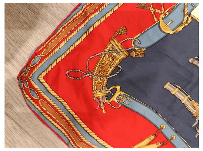 Autre Marque Foulard di seta Richel con stampa di armi storiche - vista 11
