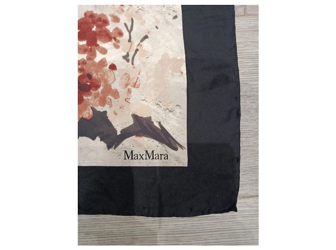 Foulard in seta Max Mara con stampa floreale - vista 2