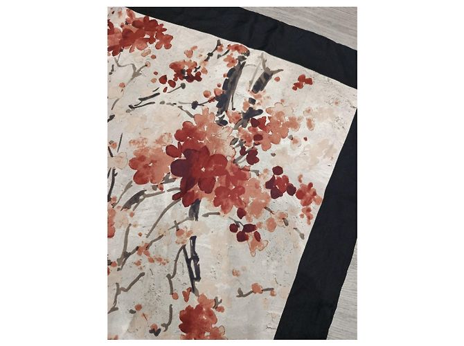 Foulard in seta Max Mara con stampa floreale - vista 4