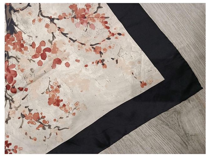 Foulard in seta Max Mara con stampa floreale - vista 9
