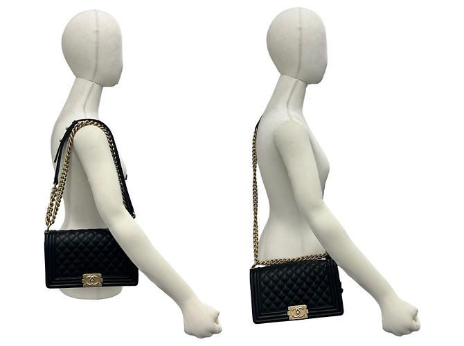 Chanel Boy Schultertasche und Pouch aus Leder - Ansicht 2