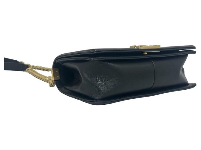 Chanel Boy Schultertasche und Pouch aus Leder - Ansicht 7