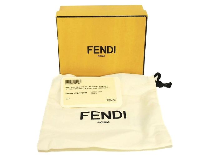 Zucca Portafoglio tri-fold Fendi in tessuto marrone - vista 18