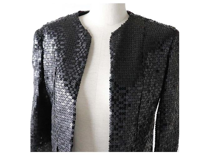 Chanel Tweed-Jacke mit Pailletten in Schwarz und Rot - Ansicht 12