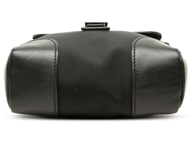 Borsa crossbody Gucci in nylon nero - vista 3