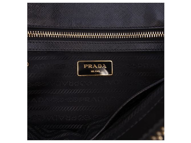 Prada Bolsa Galleria Double Zip Small em couro Saffiano preto - vista 5