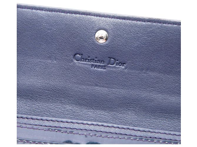 Portafoglio con catena Lady Dior in pelle vernice Cannage viola Dior - vista 5