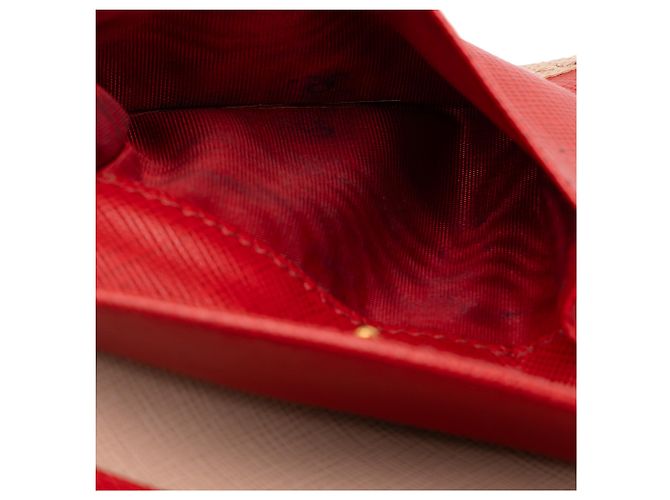 Carteira pequena bifold Prada em couro Saffiano marrom - vista 5