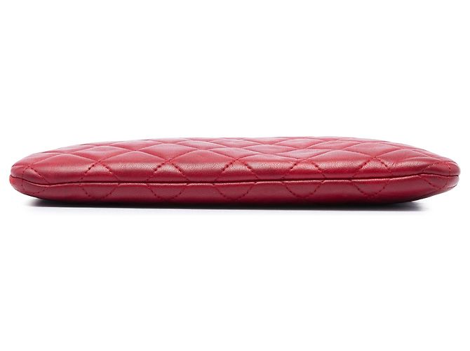 Clutch Chanel Red Small Quilted Lambskin O Case - vista 3