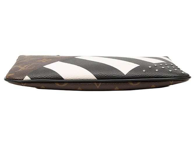 Louis Vuitton Brown Monogram Stripes Pochette Plate PM - vista 3