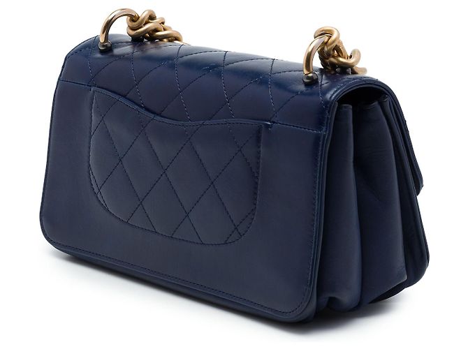 Chanel Blue Small Quilted Calfskin Straight Lined Flap - vista 2