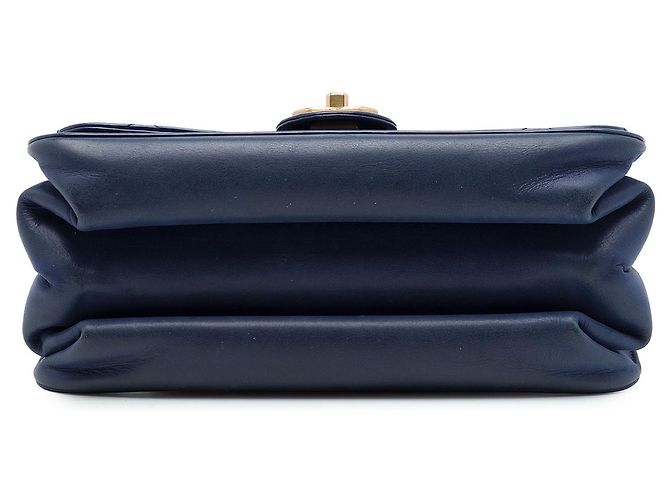 Chanel Blue Small Quilted Calfskin Straight Lined Flap - vista 3