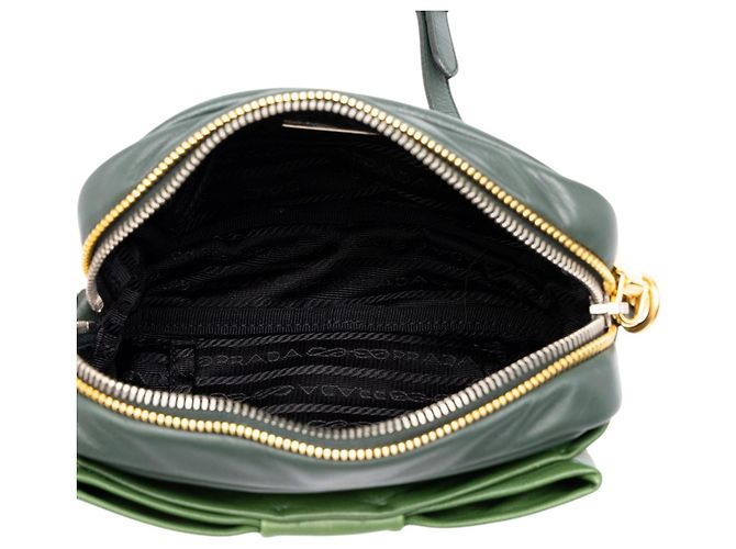 Bow Prada Green Bicolor Nappa Fiocco Clutch mit Riemen - Ansicht 4