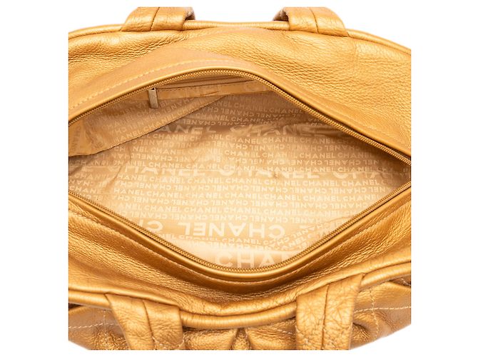 Borsa Bowler Le Marais Chanel in vitello metallizzato matelassé Gold Small - vista 4