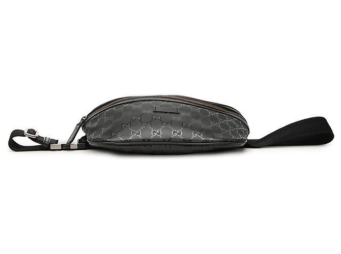 Bolso cinturón Gucci negro estampado GG - vista 3
