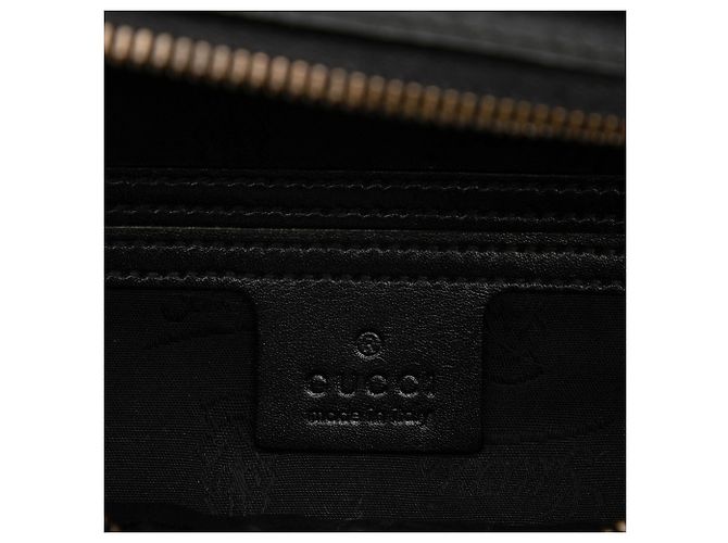 Bolso cinturón Gucci negro estampado GG - vista 5