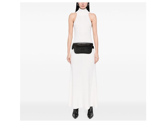 Bolso cinturón Gucci negro estampado GG - vista 6