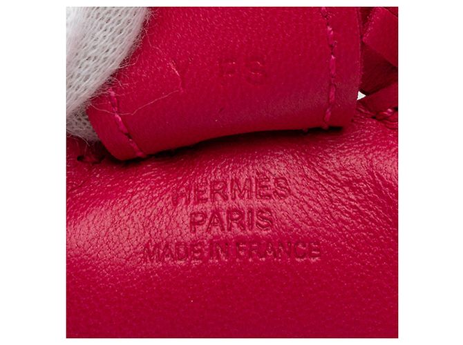 Hermès Pink Milo Lambskin GriGri Rodeo Bag Charm PM - vue 4