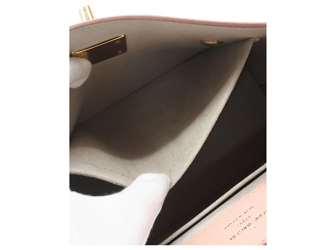 Louis Vuitton Pink Taurillon Mini LockMe Ever - vista 7