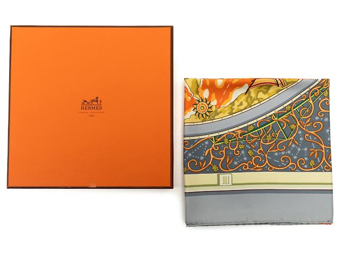 Foulard di seta Hermès Orange Www.hermes.com 90 - vista 9