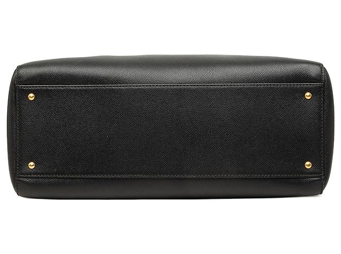 Bolsa de ombro Chanel em couro de bezerro preto - vista 3