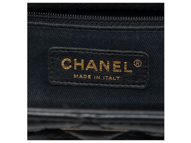 Borsa Shopping Chanel Reissue 2.55 in pelle di vitello craquelé lucida matelassé nera - vista 5
