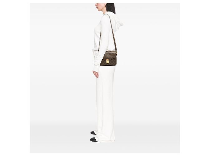 Louis Vuitton Brown Monogram Pochette Metis - vue 6