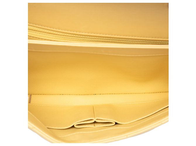 Chanel Yellow Quilted Lambskin Trendy CC Flap - vista 4