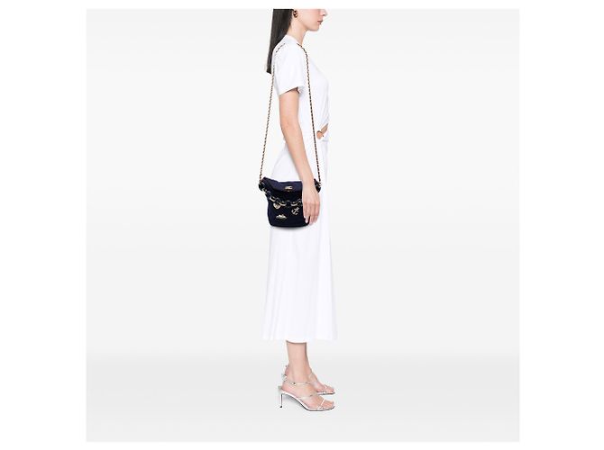 Bolsa Bucket Chanel Blue Paris Hamburg em lã acolchoada com pingentes Coco Sailor - vista 5