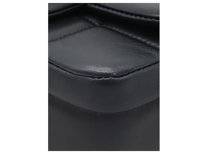 Chanel Mini Monacoco Flap em pele de cordeiro acolchoada preta com cristais de resina quadrados - vista 11