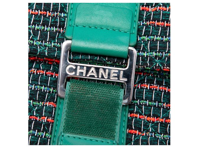 Clutch Chanel Grip in tweed matelassé verde - vista 5