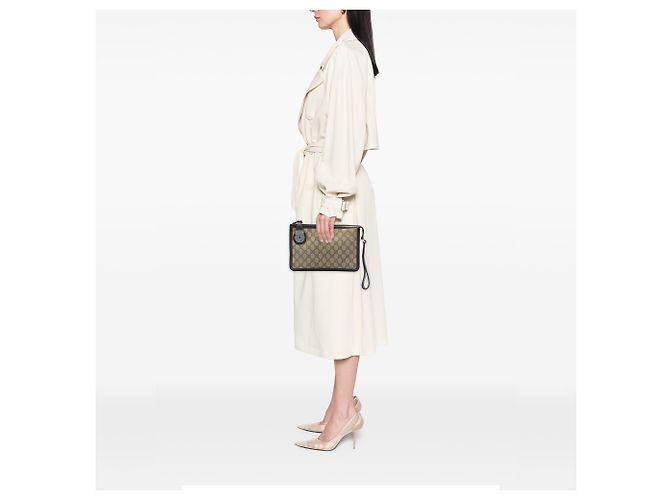 Clutch Gucci Beige GG Supreme - vista 5