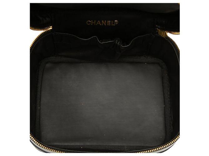 Bolso Vanity Chanel de piel de cordero acolchada negra CC - vista 4