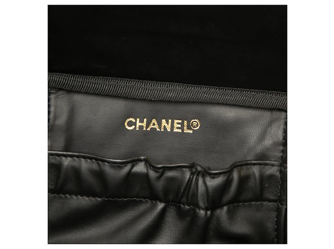 Bolso Vanity Chanel de piel de cordero acolchada negra CC - vista 5