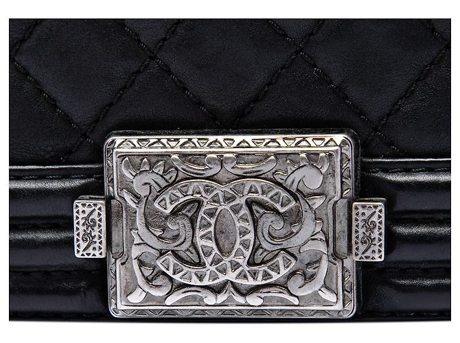 Chanel Black Paris Dallas Medium Quilted Calfskin Cowboy Boy Flap - vista 5