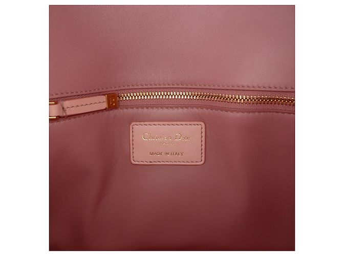Bolsa 30 Montaigne Dior em pele de vitelo degradê rosa - vista 5