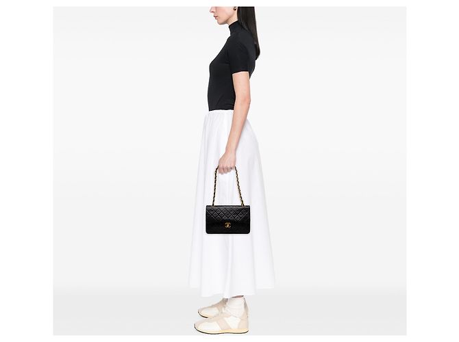 Chanel Black Small Classic Lambskin Double Flap - vista 6