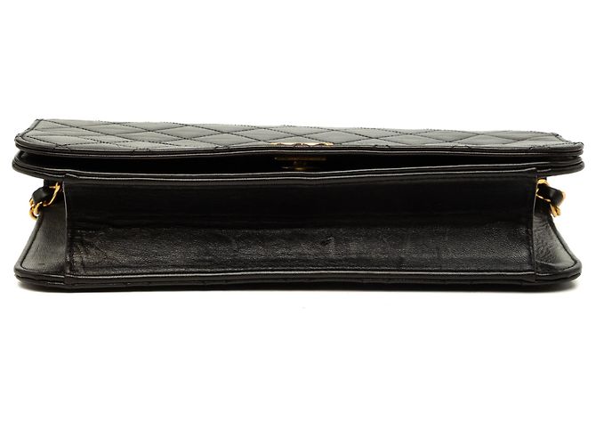 Chanel Black Medium CC Quilted Lambskin Full Flap - Ansicht 3