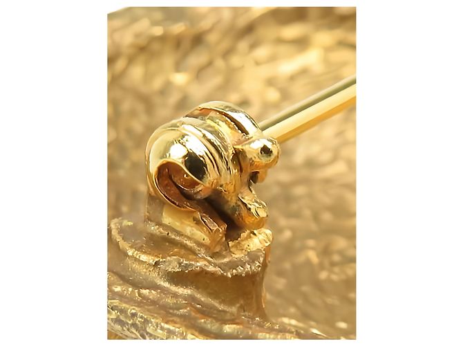 Spilla rotonda placcata oro Chanel Gold CC - vista 8