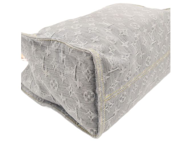 Louis Vuitton Gray Monogram Denim Onthego MM - vista 10