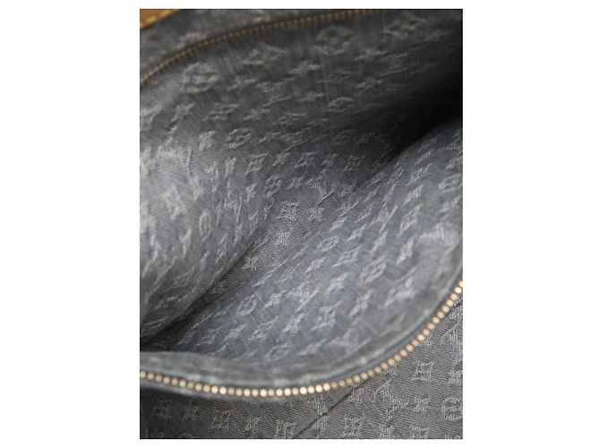 Louis Vuitton Gray Monogram Denim Onthego MM - vista 6