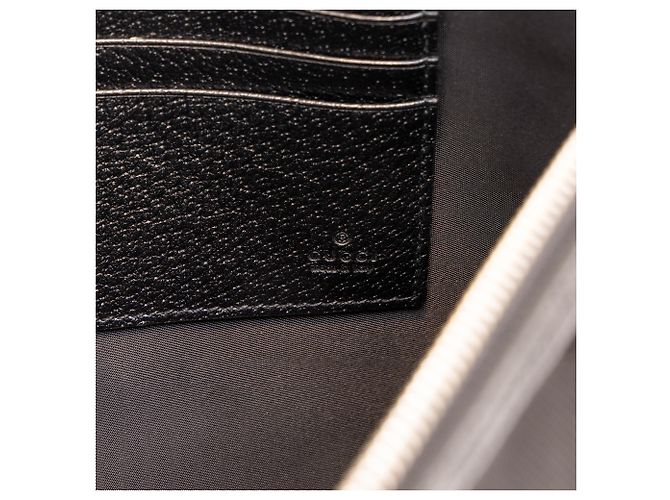 Pouch Gucci Black GG Nylon Off The Grid - vista 5