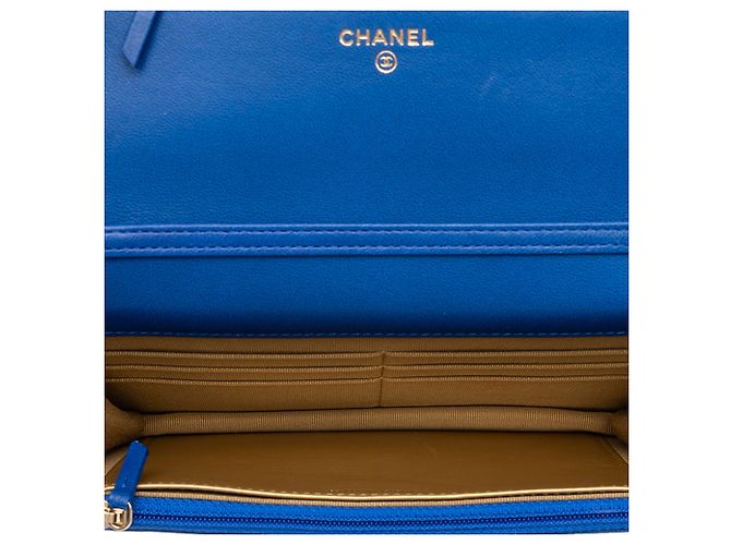 Wallet On Chain Cartera con cadena Chanel Blue CC Quilted Lambskin Pearl Crush - vista 4