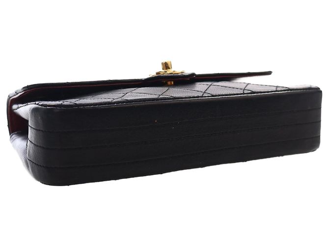 Chanel Black Mini Lambskin Circle CC Single Flap - vista 11