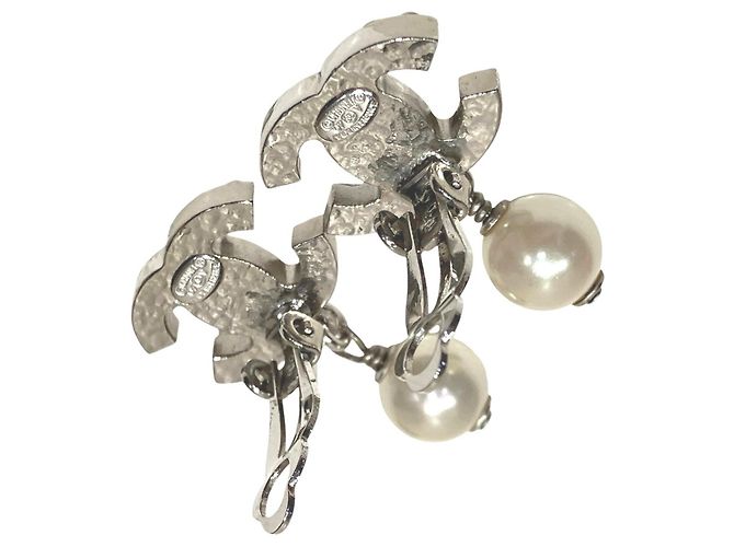 Boucles d'oreilles Clip Coco Mark en perles Chanel - vue 4