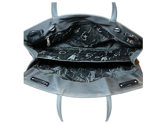 Gancini Borsa tote 2 in 1 in nylon Salvatore Ferragamo - vista 6