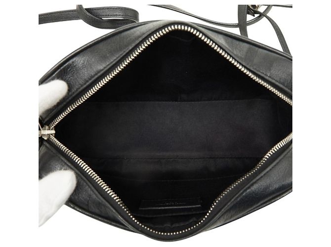 Autre Marque Lou Kamera Tasche mit YSL-Logo von Saint Laurent - Ansicht 10