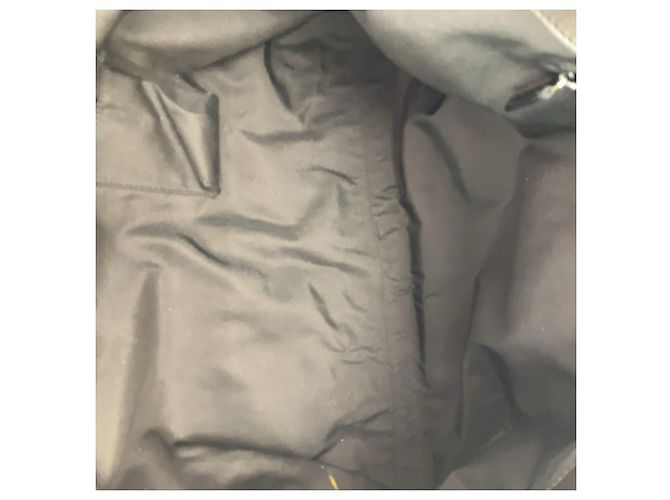 Gucci Abbey Tote Bag aus schwarzem Emaille - Ansicht 9