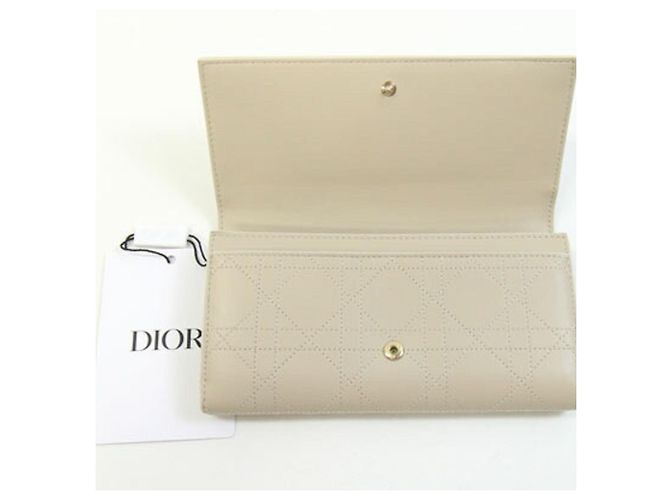 Billetera larga bi-fold Dior Trianon Orchid de Christian Dior - vista 3
