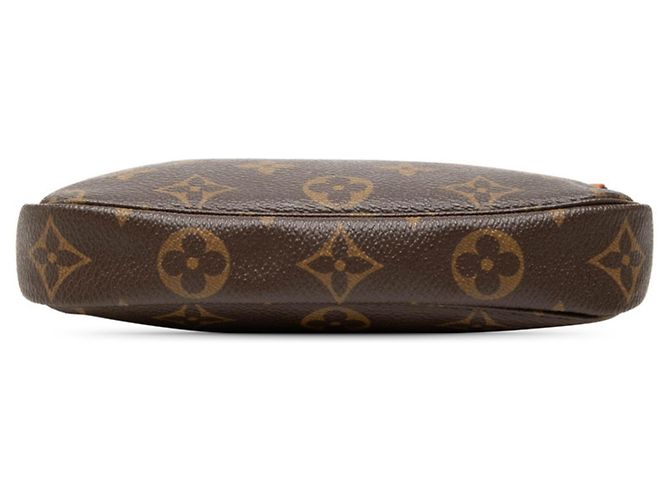 Louis Vuitton Monogram Chain Mini Handbag Accessory Pouch - vista 3